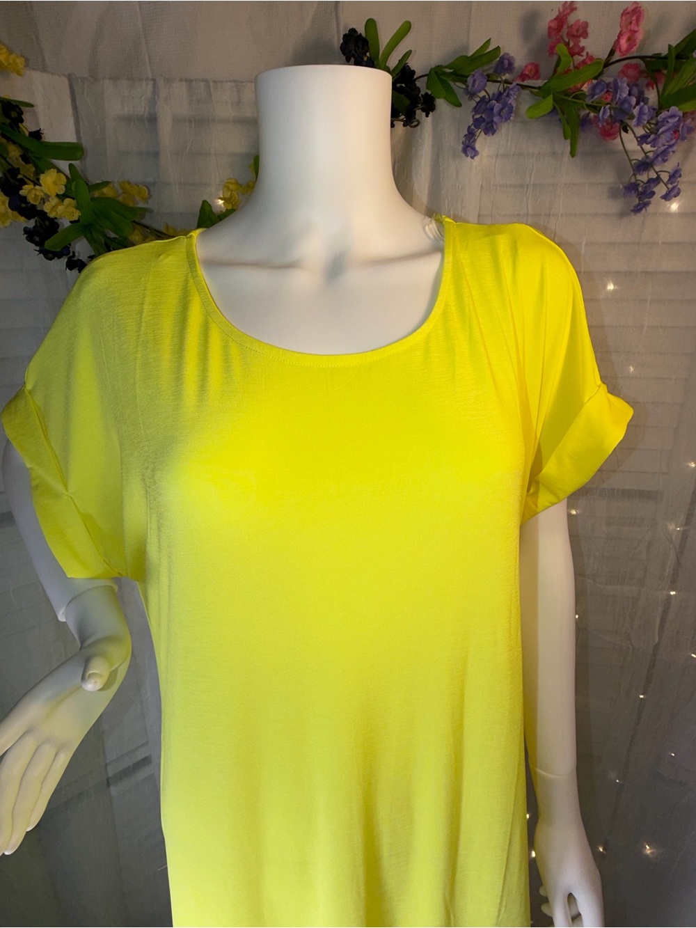 Dear Scarlett Bright Yellow Short-Sleeve Maxi Dress w/pockets